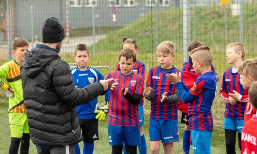 Podsumowanie sezonu okiem Dyrektora Sportowego. Stefankiewicz: Krok po kroku pniemy się w górę